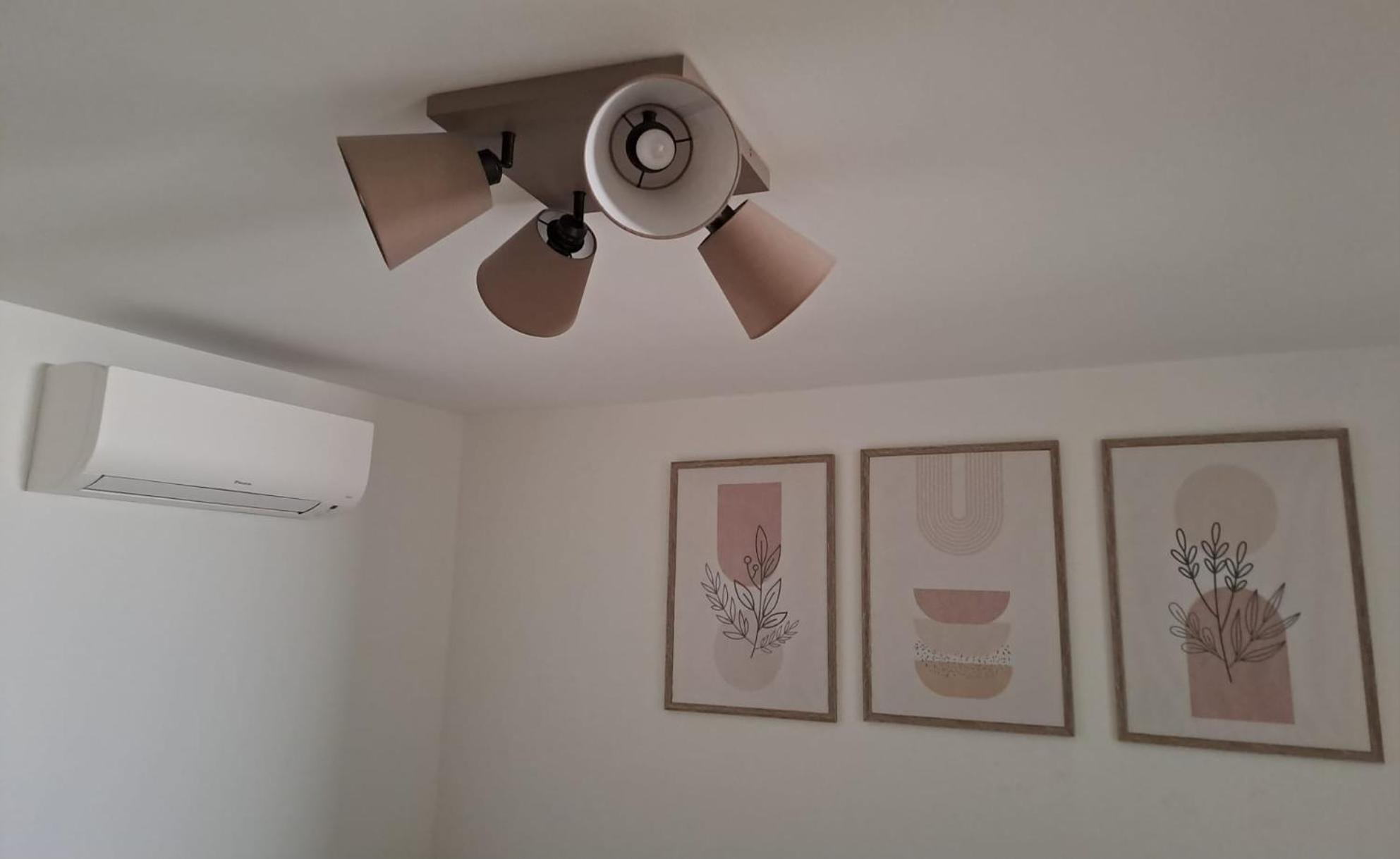 Homestay Airport Sunflower Fiumicino